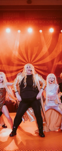 FBK MET GALA: MONOCHROME